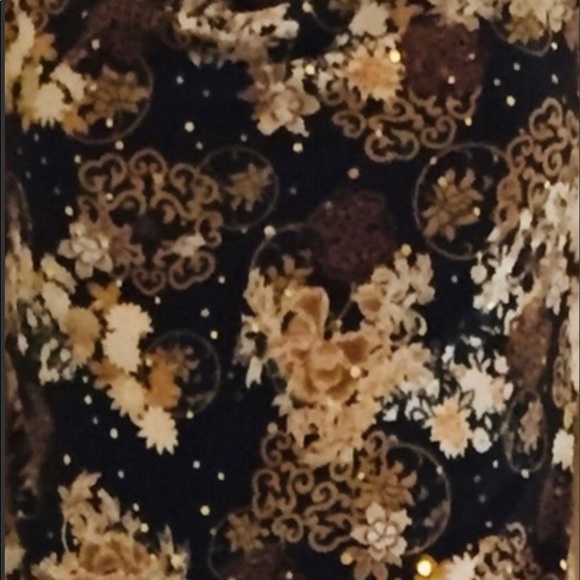 Gold & Brown Floral and swirly print. - Picture 2 of 2